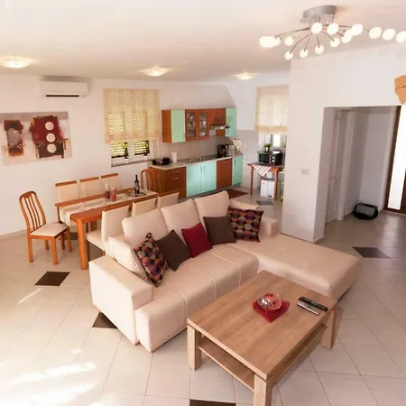 Miranda Istria Villa Kršan